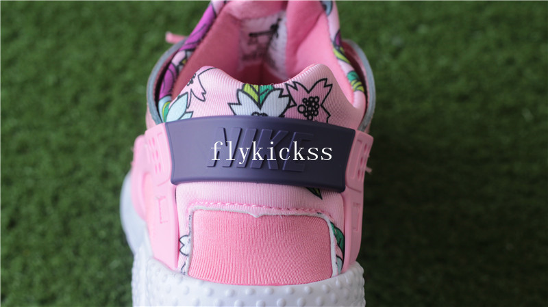 Nike Air Huarache Pink Flower